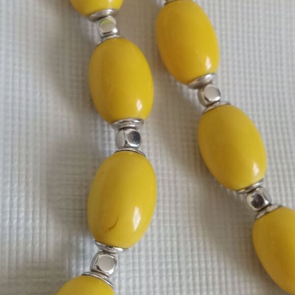 Yellow & Silver Toned Alternating Plastic Beaded Long Length Layering Necklace - Picture 6 of 8
